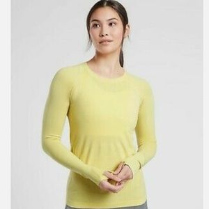 Athleta momentum long sleeve top